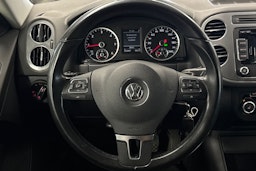harmaa Volkswagen Tiguan 2014 kuva 14.