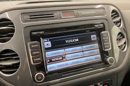 harmaa Volkswagen Tiguan 2014 kuva 15.