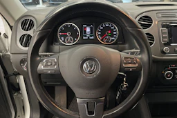 valkoinen Volkswagen Tiguan 2015 kuva 12.