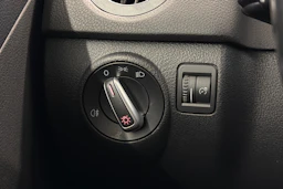 Ruskea (beige) Volkswagen Tiguan 2015 kuva 17.