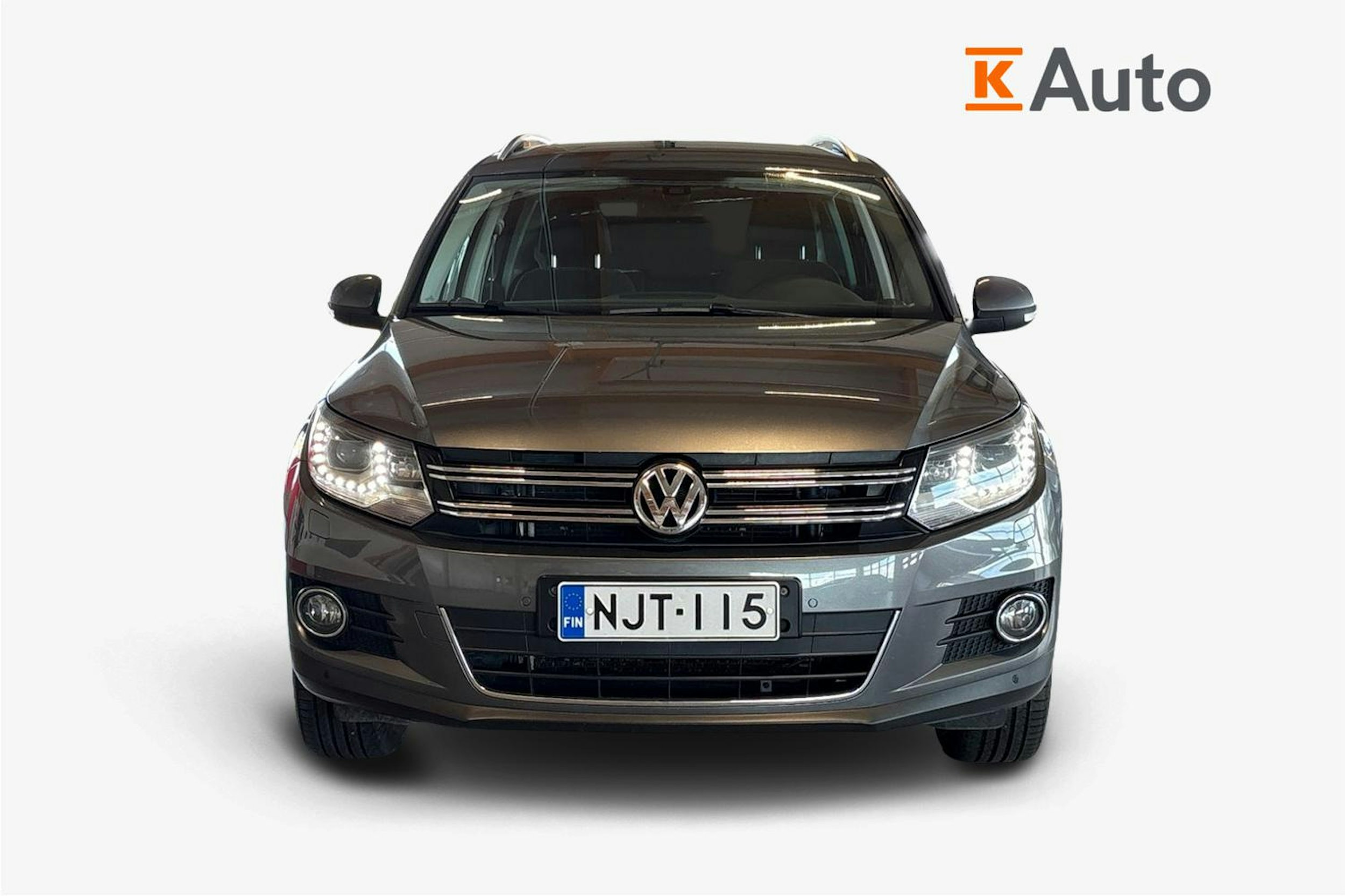 Harmaa Volkswagen Tiguan 2015 kuva 4.