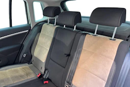 ruskea (beige) Volkswagen Tiguan 2015 kuva 8.