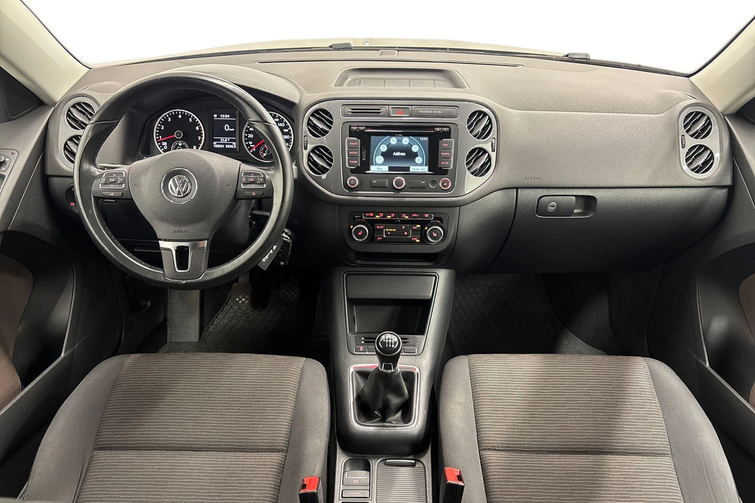 met. ruskea (beige) Volkswagen Tiguan 2015 kuva 7.