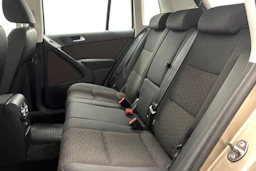 met. ruskea (beige) Volkswagen Tiguan 2015 kuva 8.