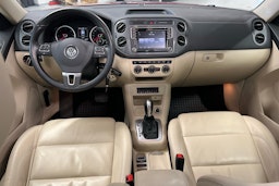 punainen Volkswagen Tiguan 2016 kuva 7.