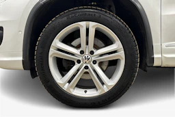 valkoinen Volkswagen Tiguan 2016 kuva 9.