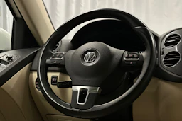 valkoinen Volkswagen Tiguan 2016 kuva 14.