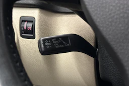 valkoinen Volkswagen Tiguan 2016 kuva 17.