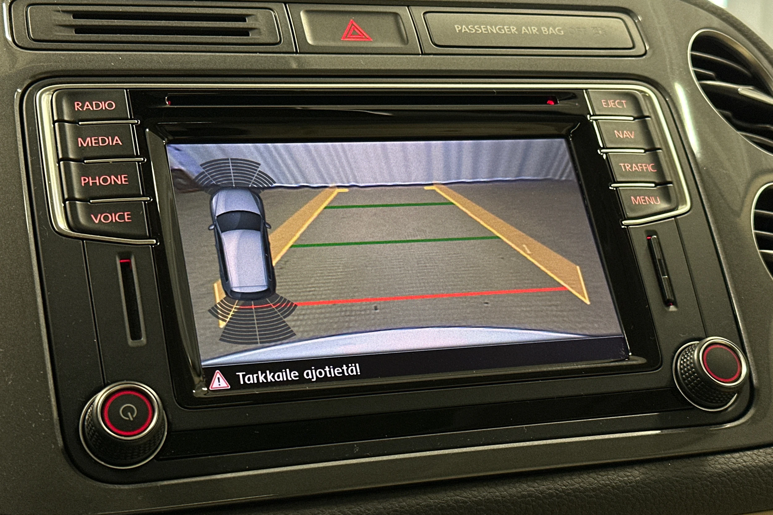valkoinen Volkswagen Tiguan 2016 kuva 21.