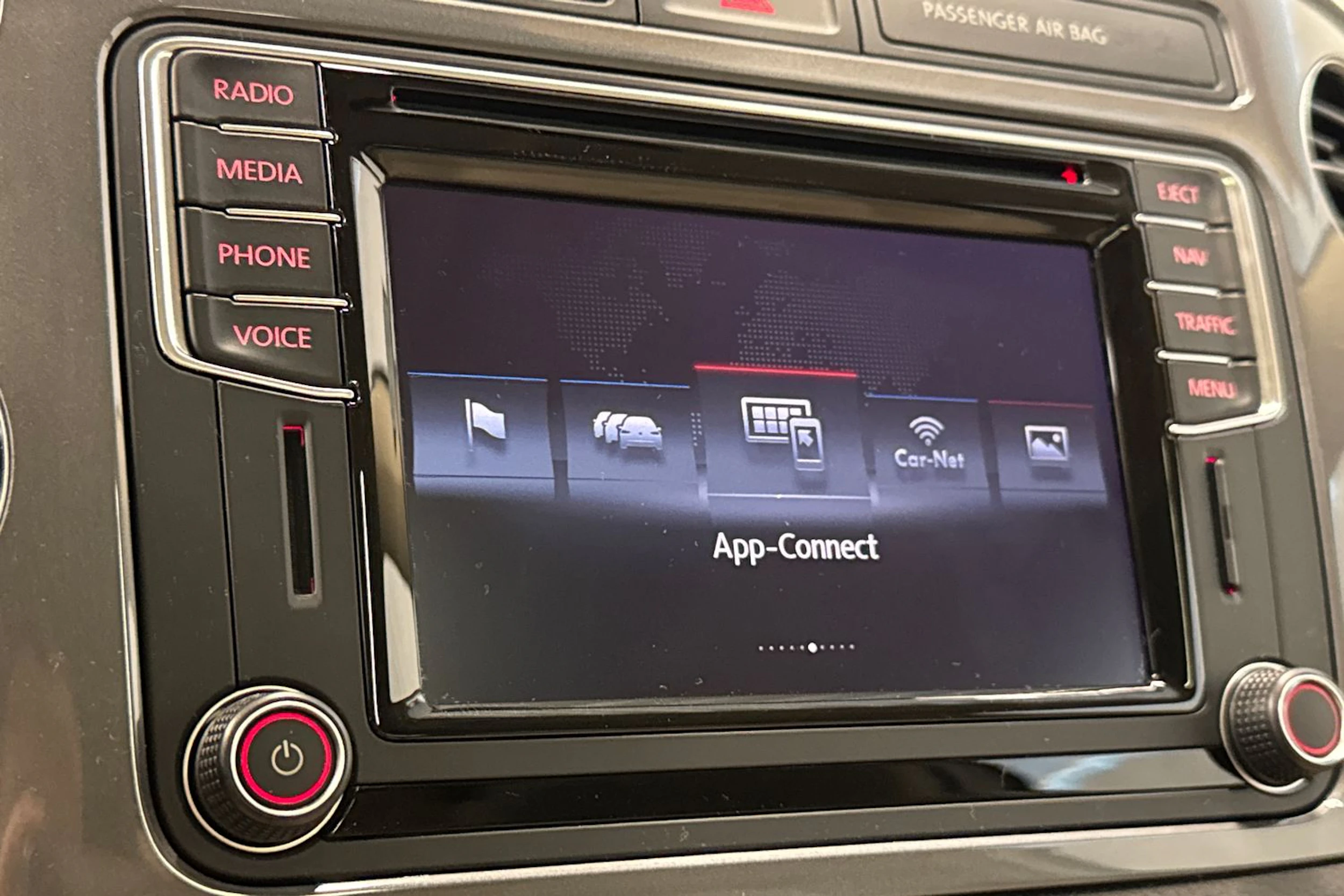 valkoinen Volkswagen Tiguan 2016 kuva 31.