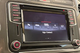 valkoinen Volkswagen Tiguan 2016 kuva 31.