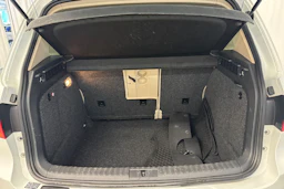 valkoinen Volkswagen Tiguan 2016 kuva 35.