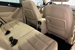 valkoinen Volkswagen Tiguan 2016 kuva 36.