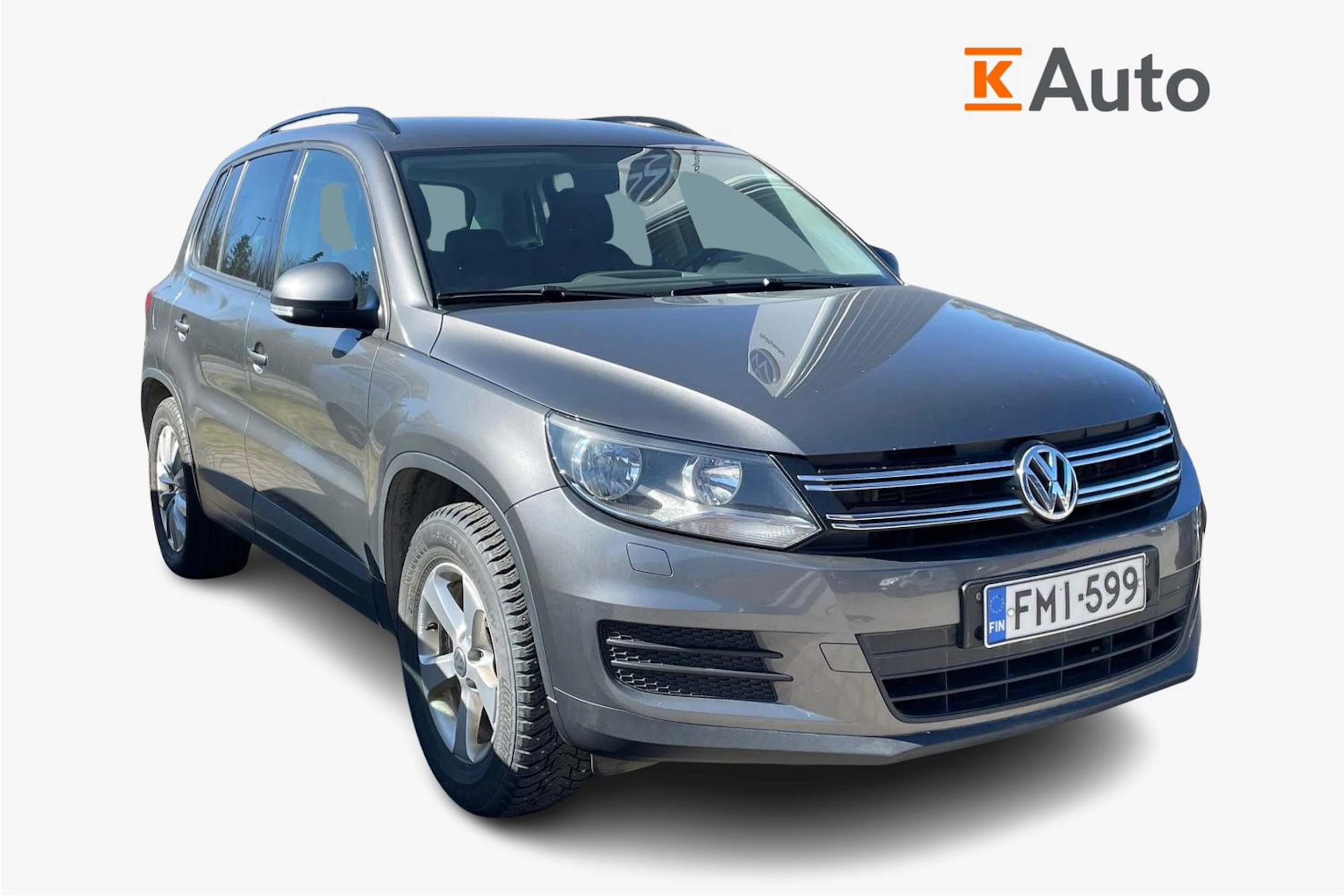 harmaa Volkswagen Tiguan 2016 kuva 1.