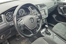 musta Volkswagen Tiguan 2016 kuva 3.