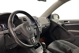 Harmaa Volkswagen Tiguan 2016 kuva 7.