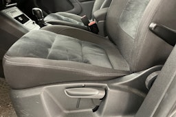 Harmaa Volkswagen Tiguan 2016 kuva 15.