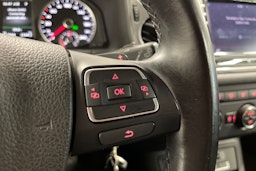 Harmaa Volkswagen Tiguan 2016 kuva 17.
