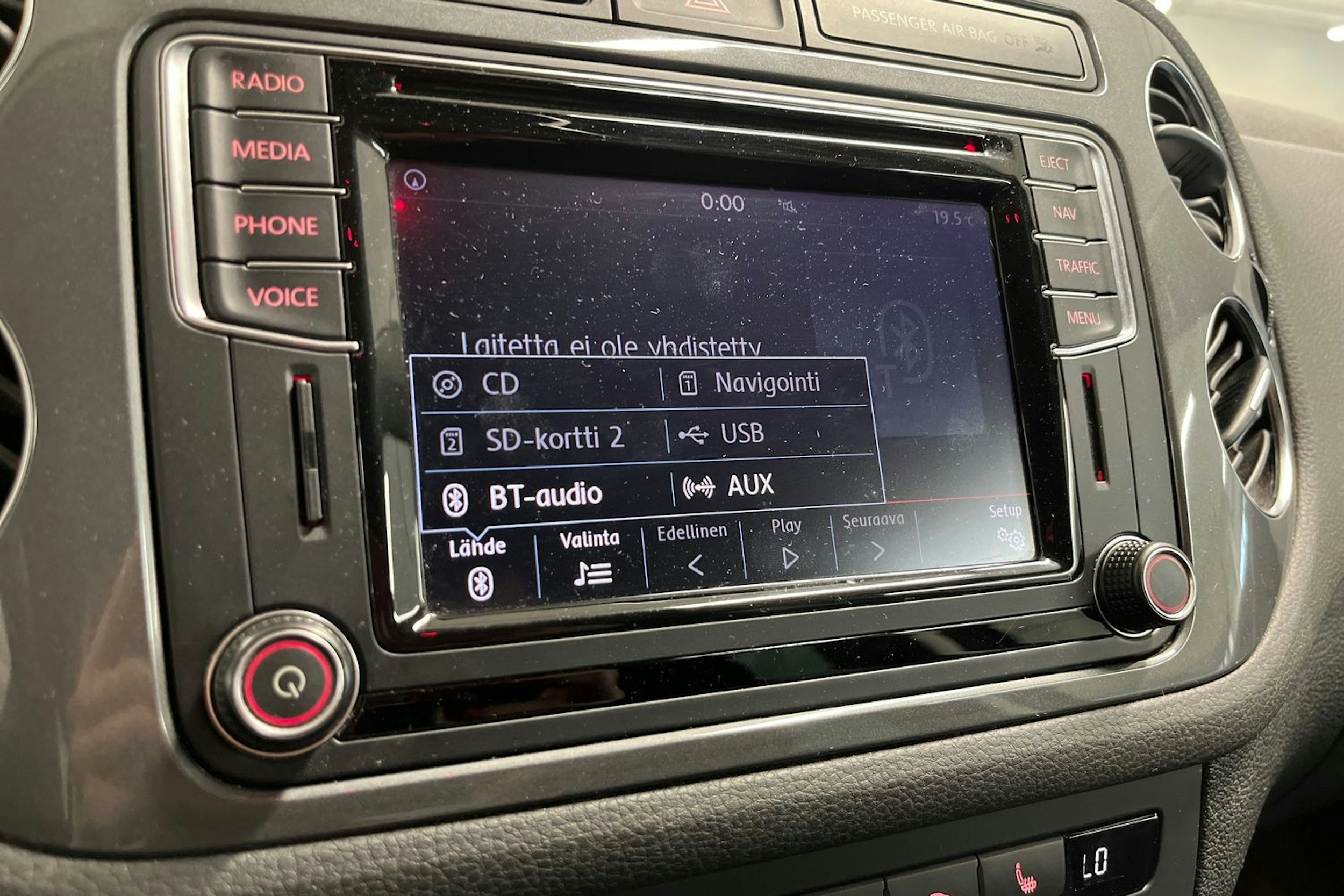 Harmaa Volkswagen Tiguan 2016 kuva 23.