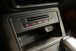 Harmaa Volkswagen Tiguan 2016 kuva 24.