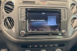 Harmaa Volkswagen Tiguan 2016 kuva 23.