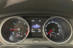valkoinen Volkswagen Tiguan 2016 kuva 15.