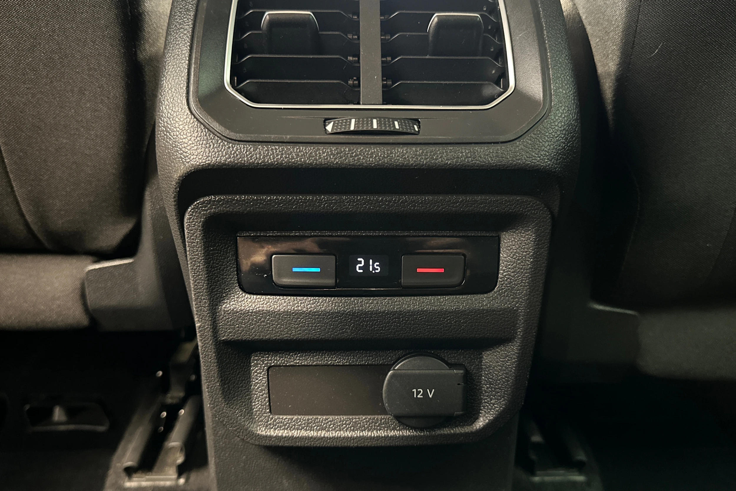 valkoinen Volkswagen Tiguan 2016 kuva 22.