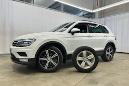 valkoinen Volkswagen Tiguan 2016 kuva 27.