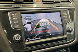 musta Volkswagen Tiguan 2016 kuva 17.