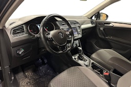 musta Volkswagen Tiguan 2016 kuva 3.