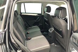 musta Volkswagen Tiguan 2016 kuva 9.