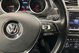 musta Volkswagen Tiguan 2016 kuva 15.