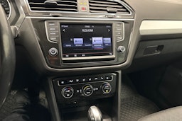 musta Volkswagen Tiguan 2016 kuva 16.