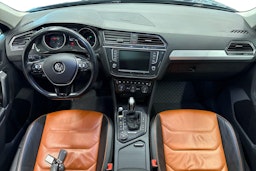 sininen Volkswagen Tiguan 2016 kuva 9.