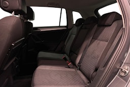 harmaa Volkswagen Tiguan 2016 kuva 10.