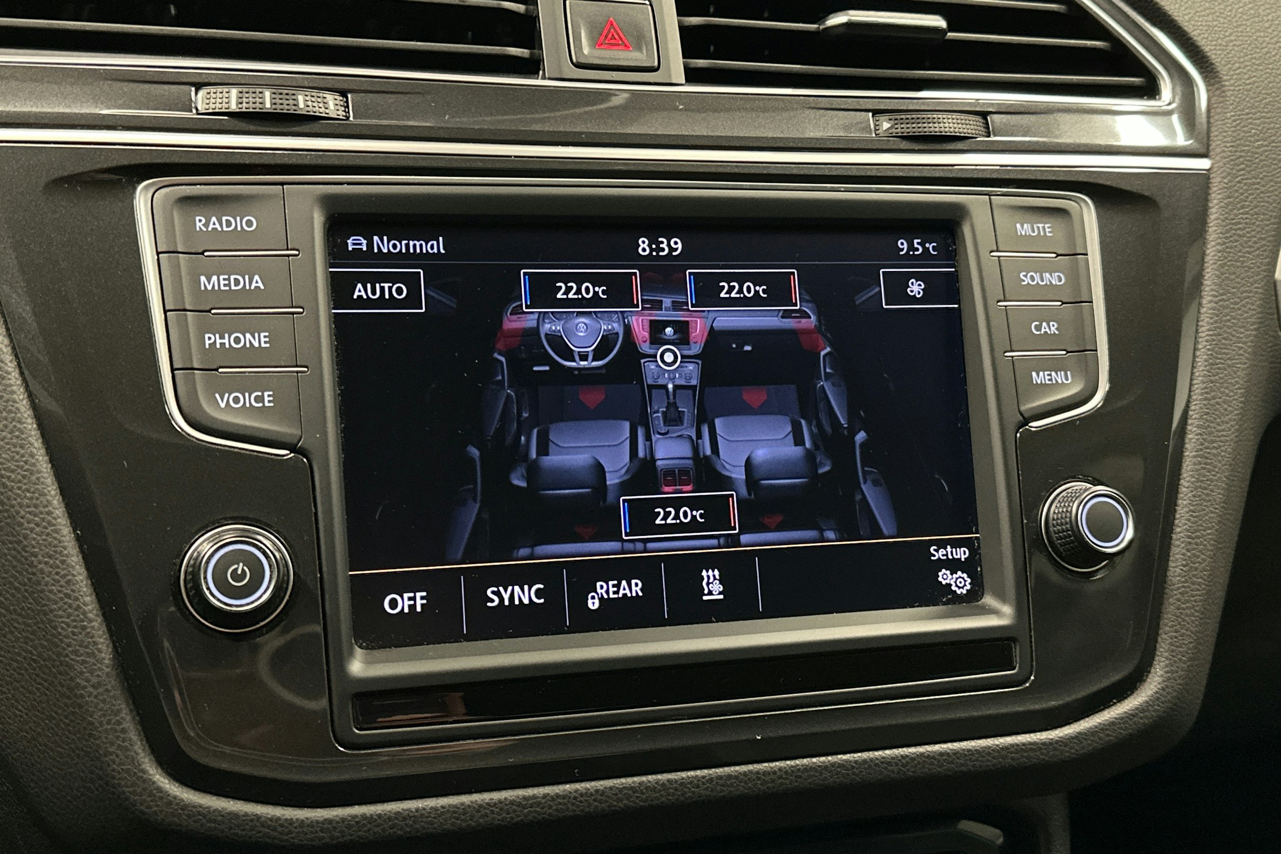 harmaa Volkswagen Tiguan 2016 kuva 27.