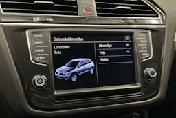 harmaa Volkswagen Tiguan 2016 kuva 28.