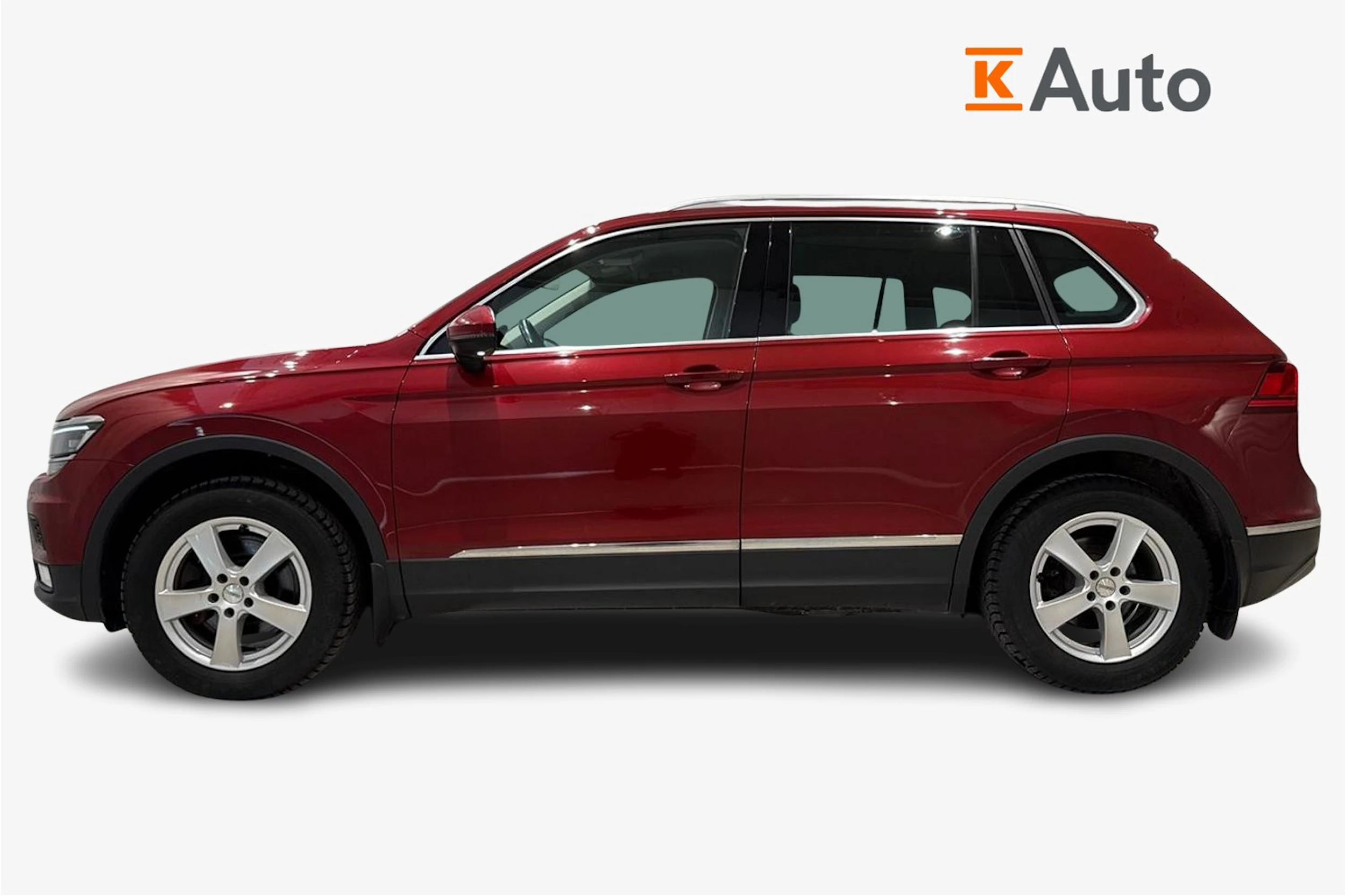 punainen Volkswagen Tiguan 2017 kuva 5.