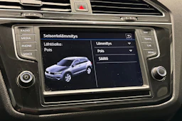 punainen Volkswagen Tiguan 2017 kuva 18.