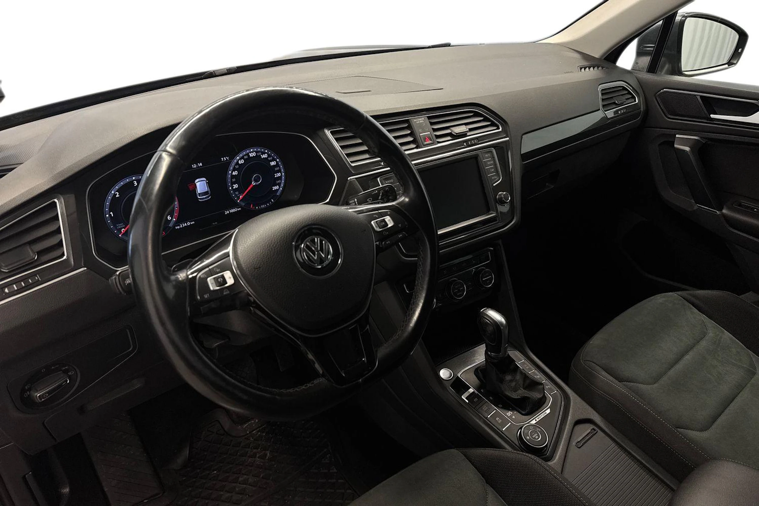 hopea Volkswagen Tiguan 2016 kuva 6.