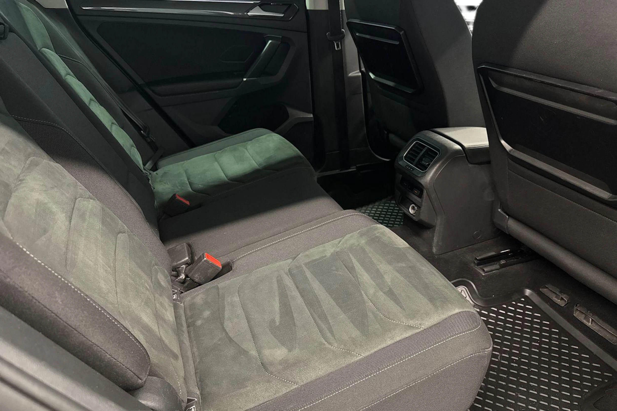 hopea Volkswagen Tiguan 2016 kuva 8.