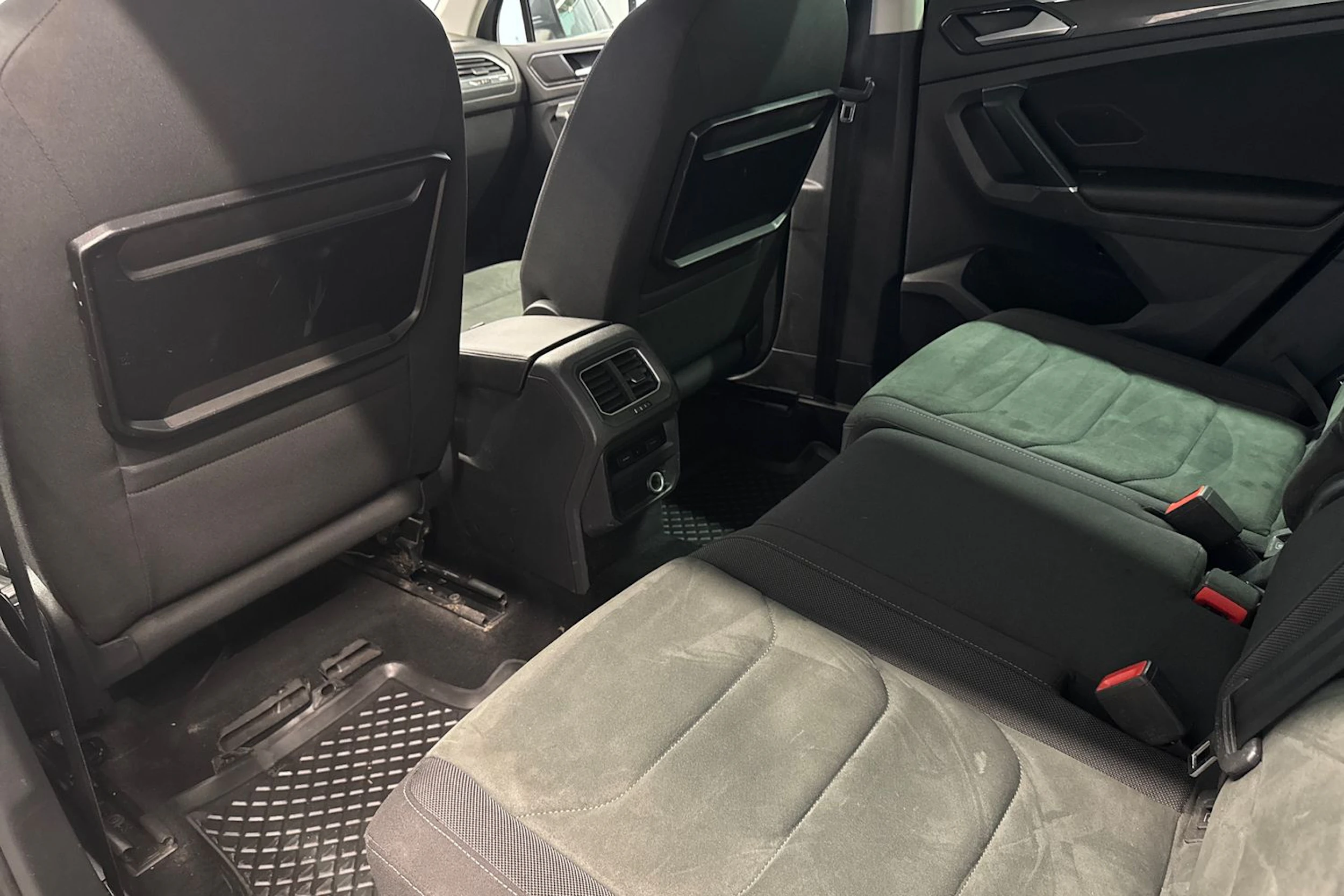 hopea Volkswagen Tiguan 2016 kuva 11.