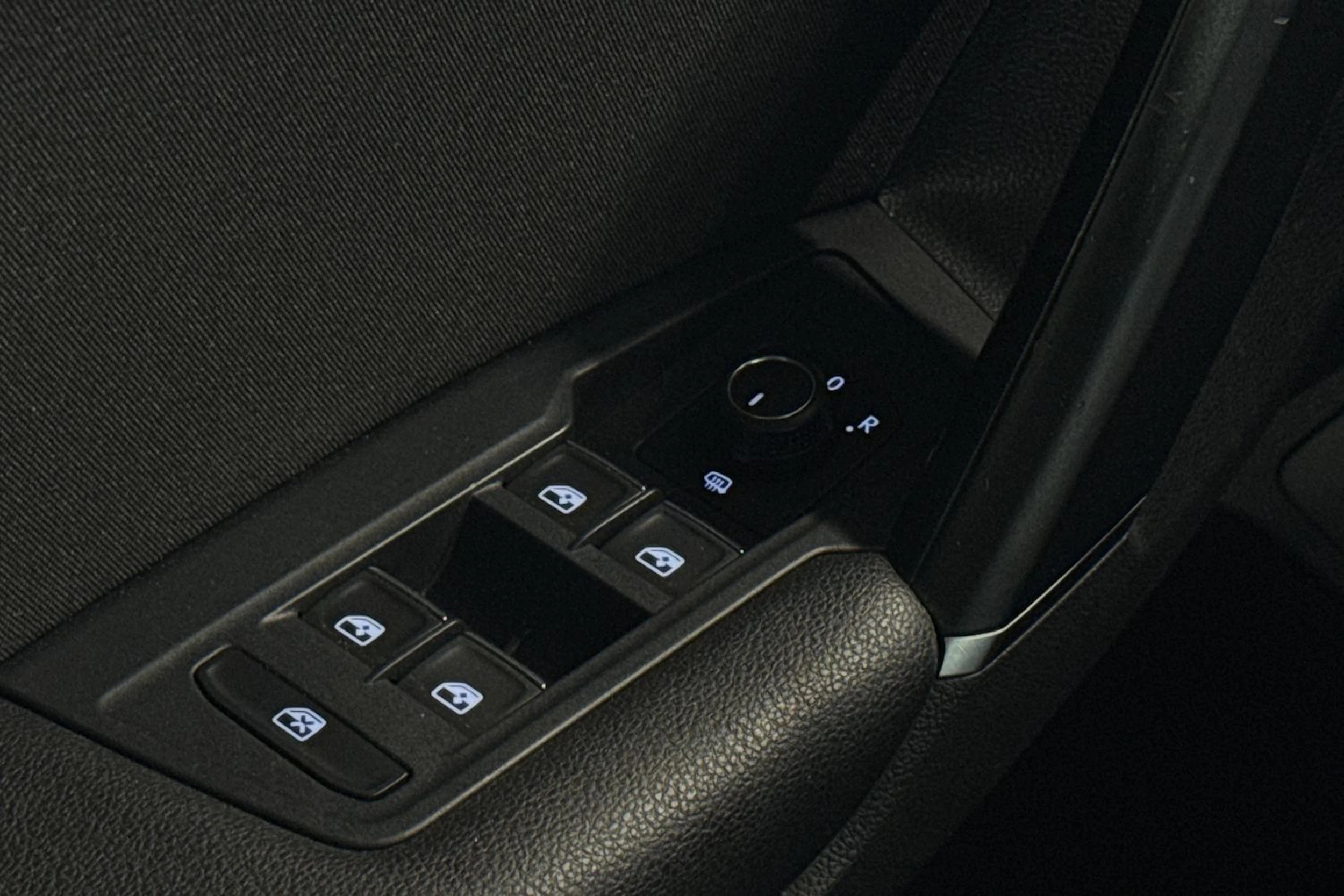 hopea Volkswagen Tiguan 2016 kuva 14.