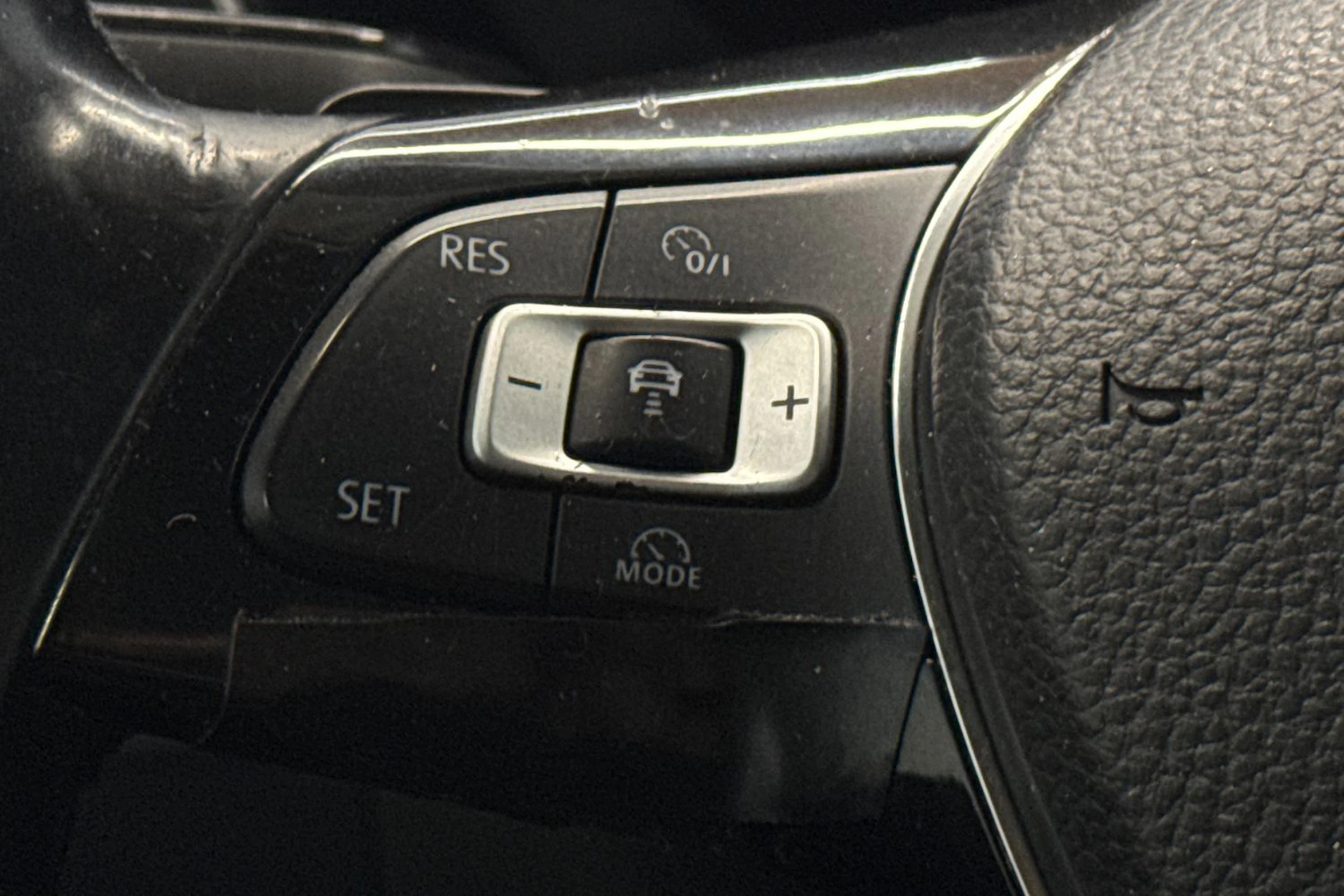 hopea Volkswagen Tiguan 2016 kuva 17.