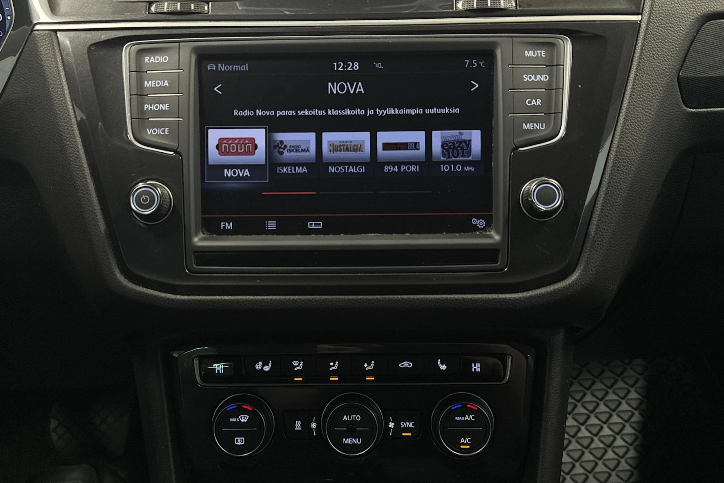 hopea Volkswagen Tiguan 2016 kuva 20.
