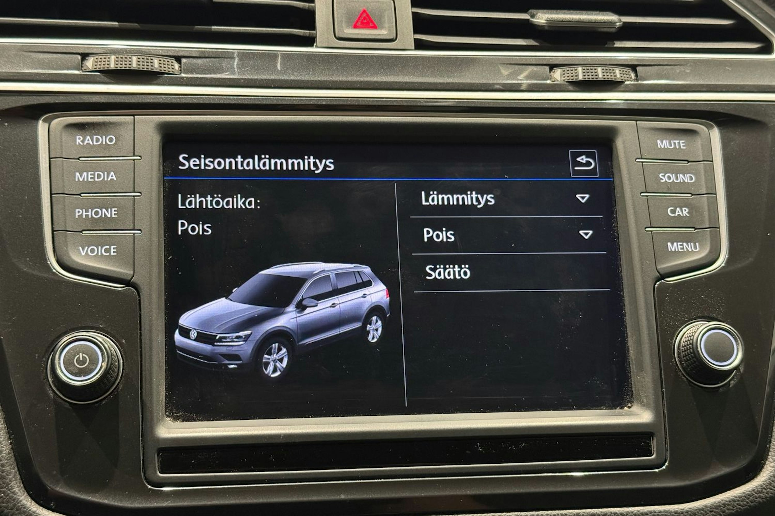 musta Volkswagen Tiguan 2017 kuva 24.