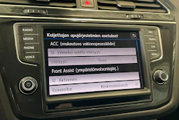 punainen Volkswagen Tiguan 2017 kuva 26.