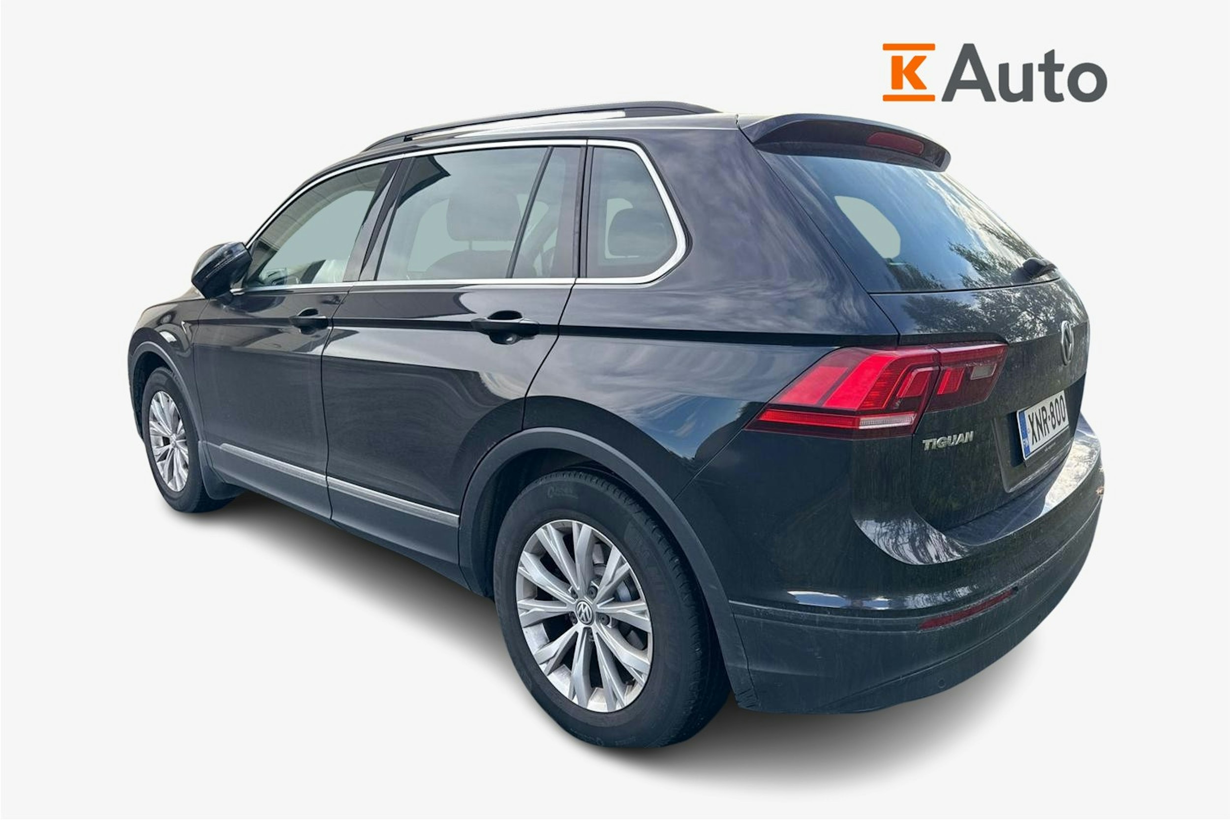 musta Volkswagen Tiguan 2016 kuva 2.