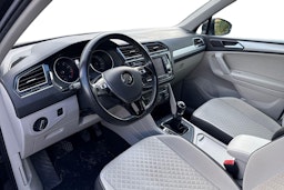 musta Volkswagen Tiguan 2016 kuva 3.
