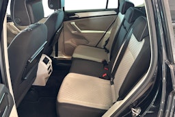 musta Volkswagen Tiguan 2016 kuva 8.